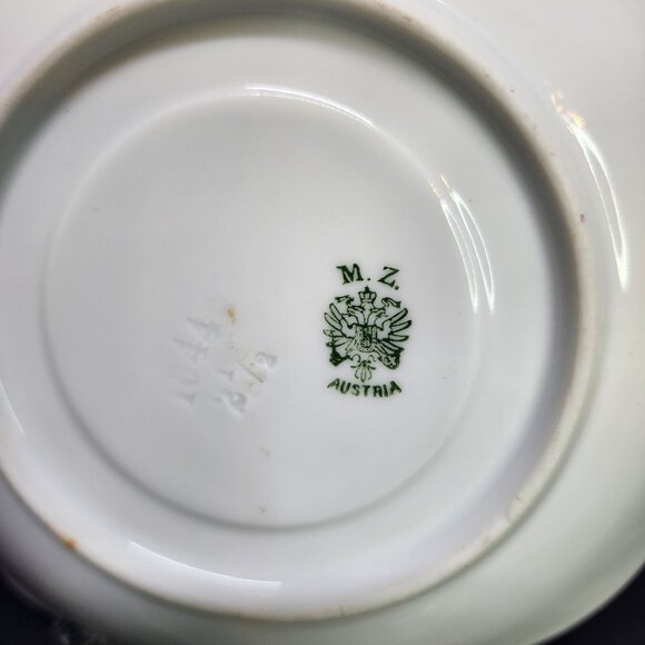 Vintage MZ Austria Saucer Plates White 5.5'' Floral Pink Design - Set of 2 - Picture 5 of 7